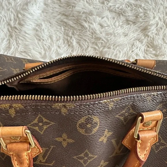 Louis Vuitton Speedy 30 excellent condition!!!! Authentic….it was my first LV ♥️ - Picture 8 of 8